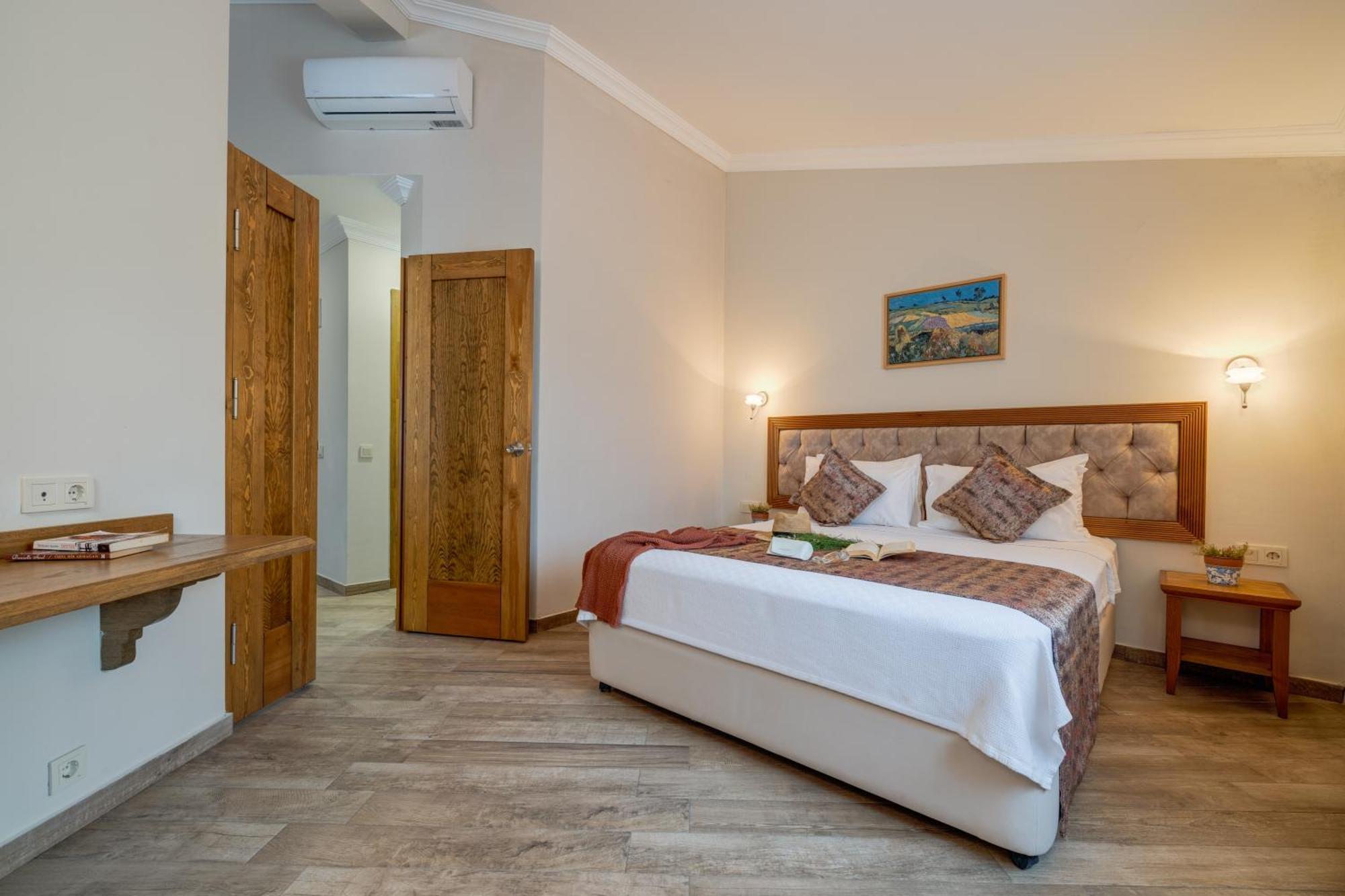 Hotel Surf Egitim Merkezi Gokceada