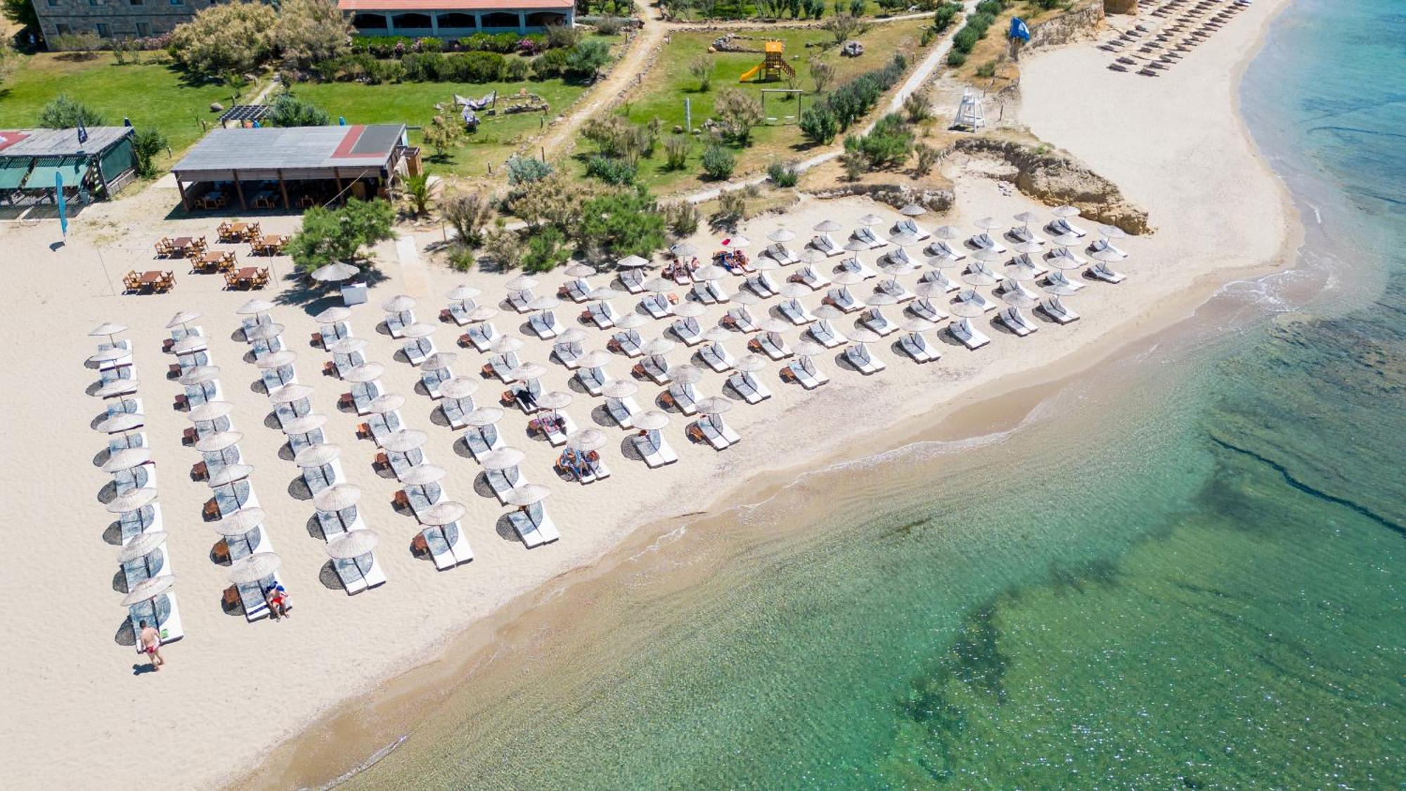 Hotel Surf Egitim Merkezi İmroz